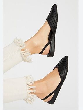 Seychelles Highly Touted Black Leather Pointed Flats Size 7.5
